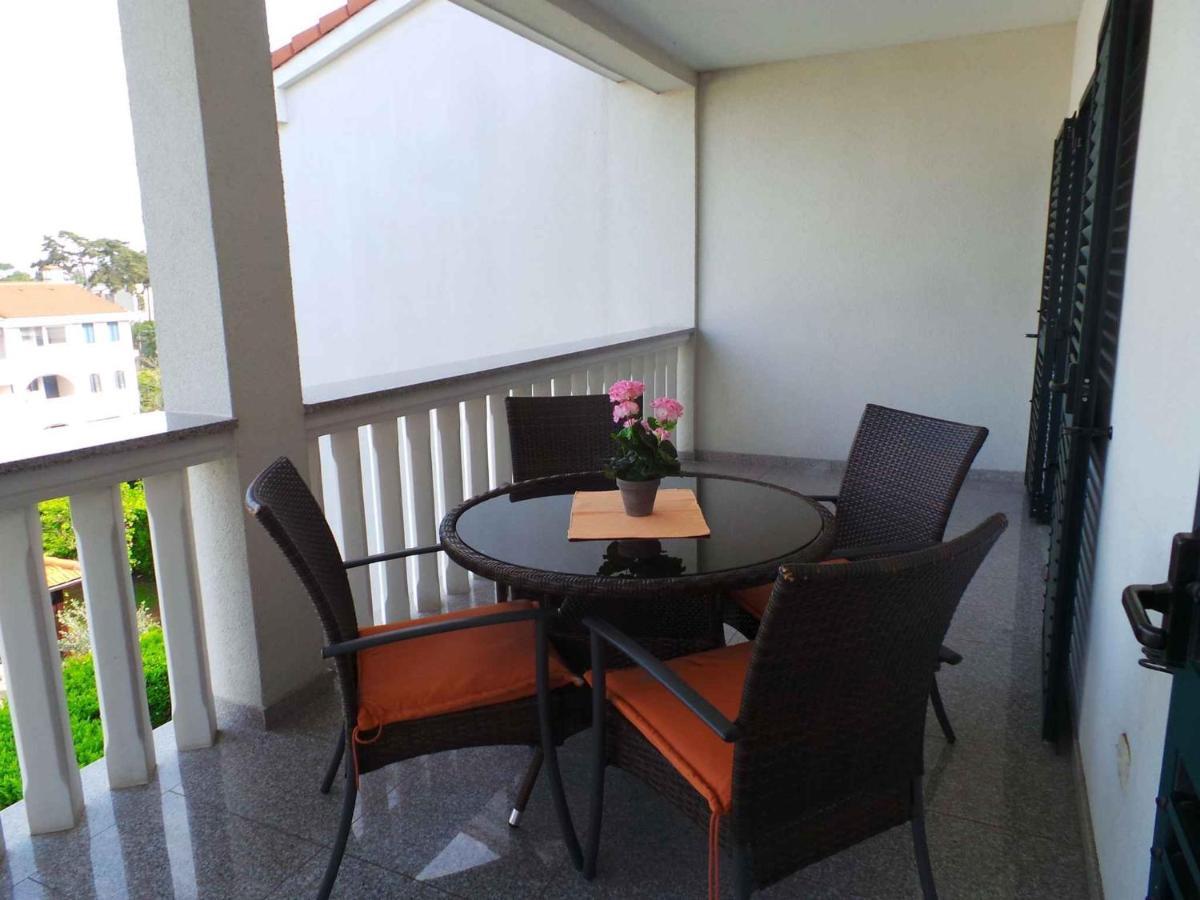 Holiday Home In Malinska/Insel Krk 13031 Buitenkant foto