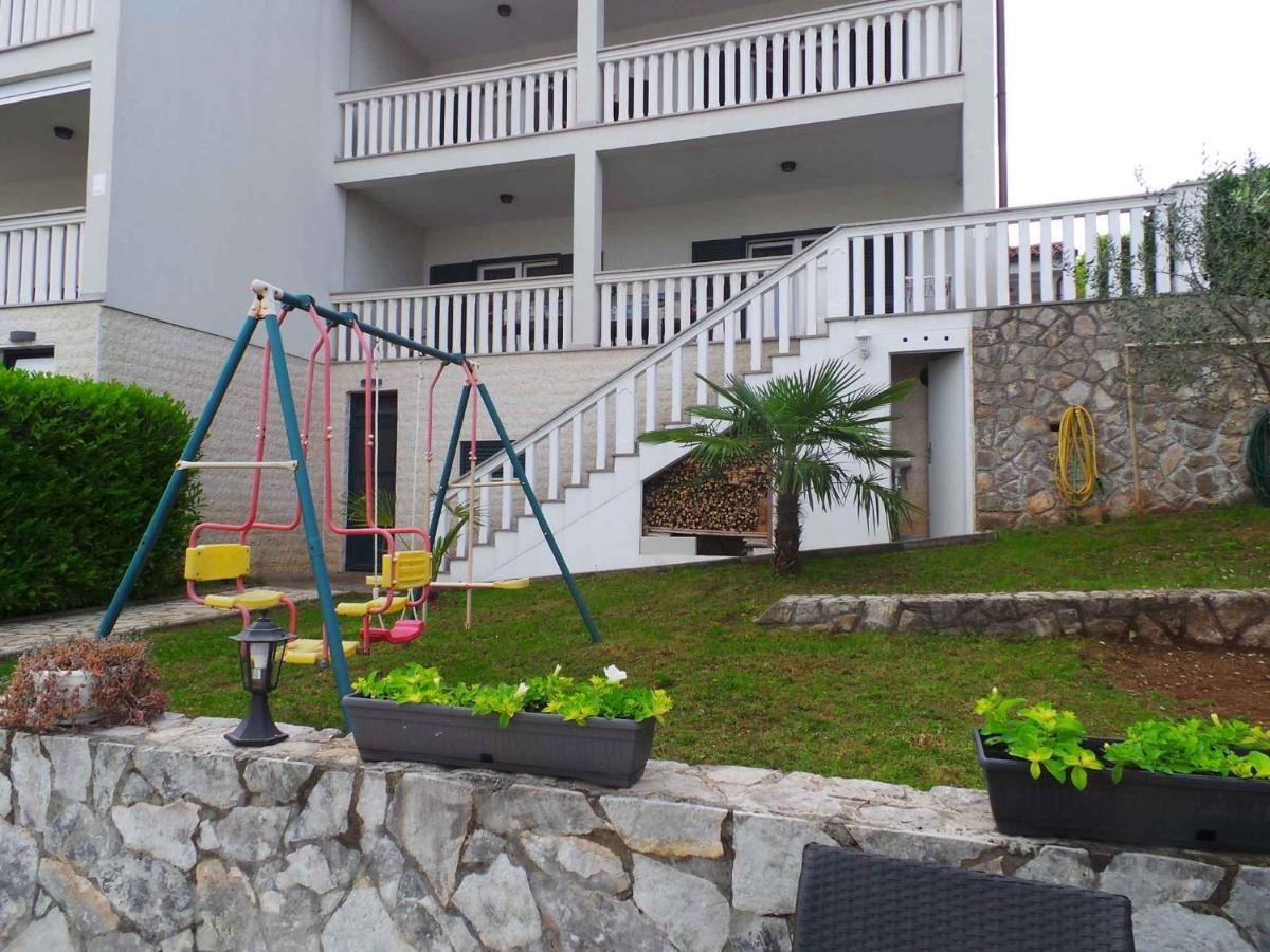Holiday Home In Malinska/Insel Krk 13031 Buitenkant foto